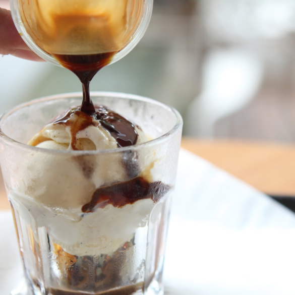 Copycat Jamie Oliver's Affogato Recipe