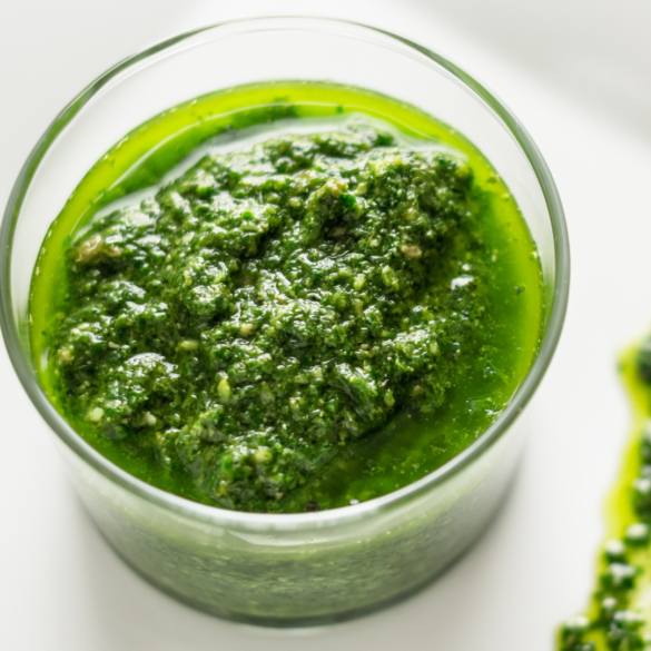 Copycat Jamie Oliver's Pesto Recipe